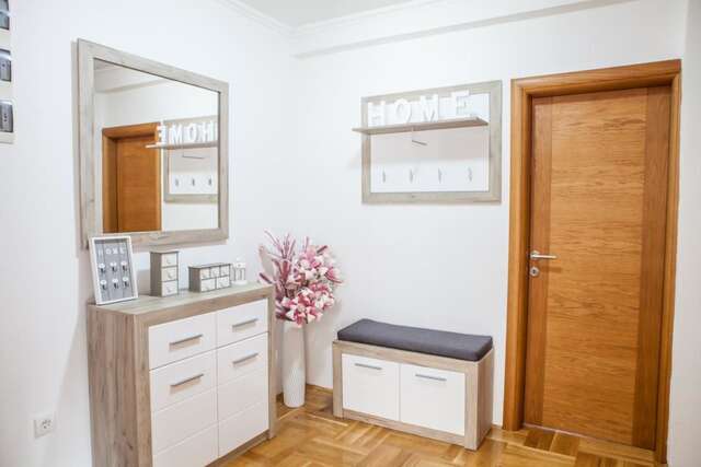 Апартаменты Apartment Prizma Цетине-9